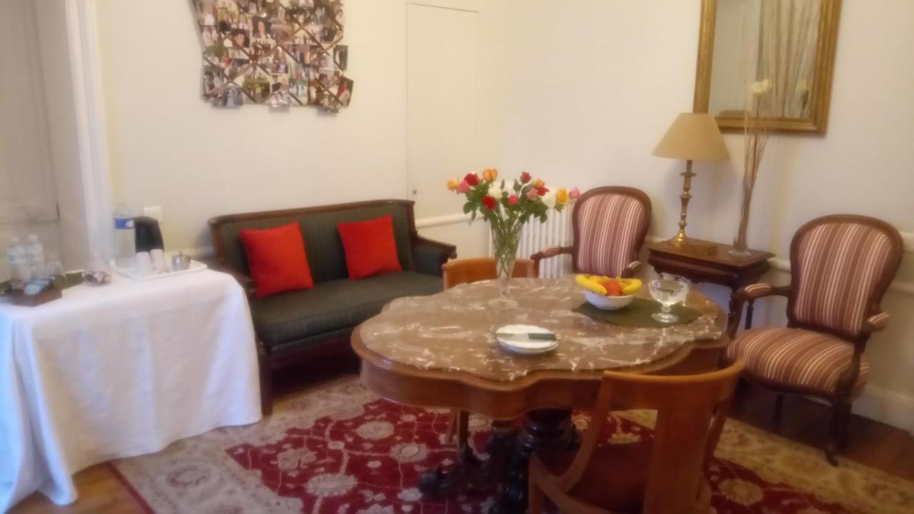 De Flore Frühstückspension *